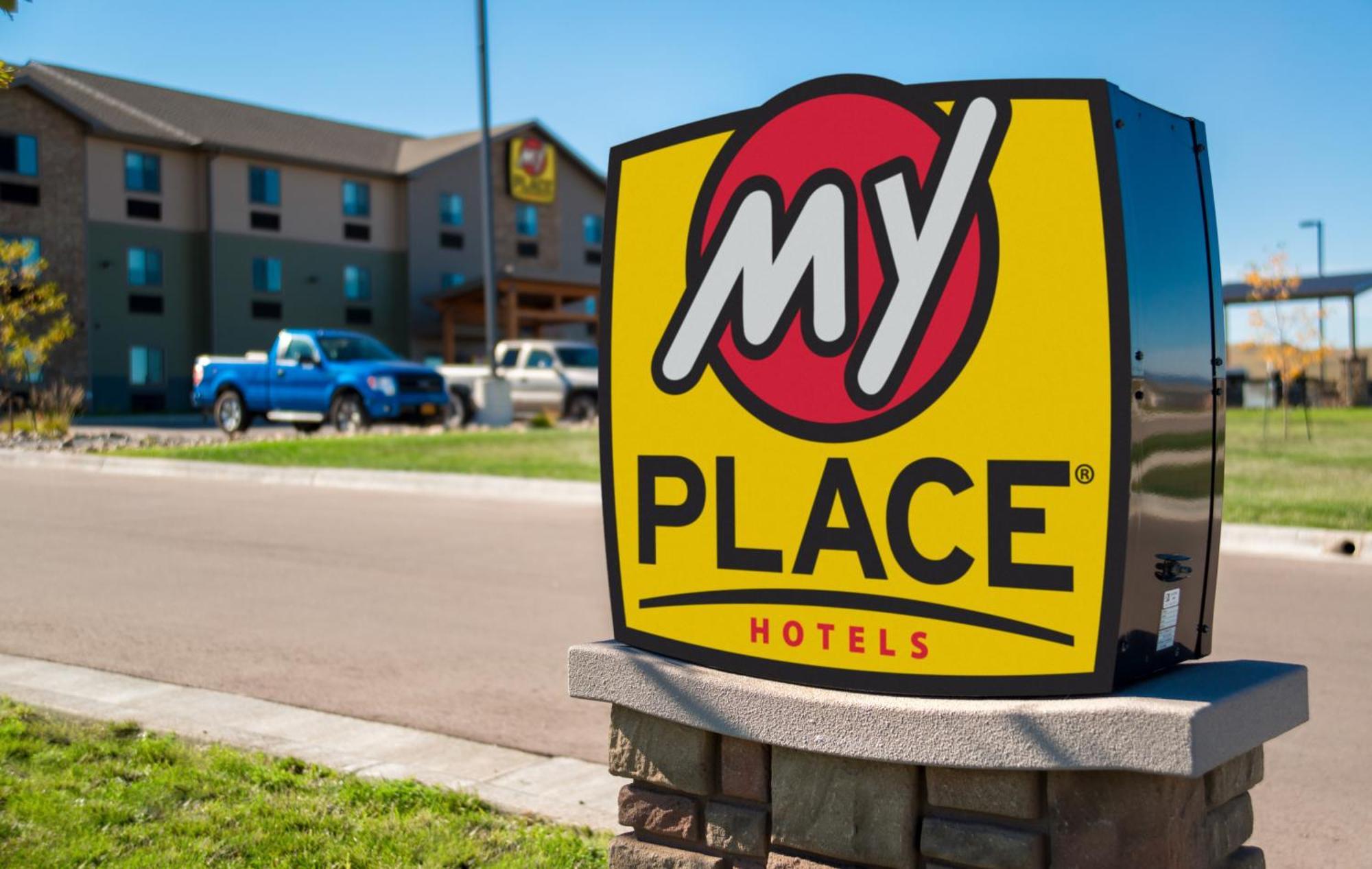 My Place Hotel Rapid City Bagian luar foto